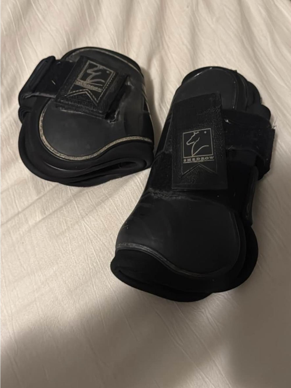 Shedrow Black Horse Tendon & Fetlock Boots - Pair
